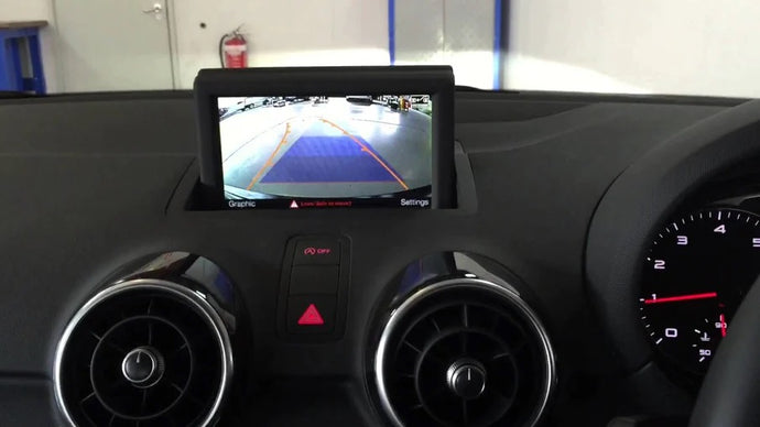 Warum sollte ich eine Rückfahrkamera in meinen AUDI A1 einbauen?