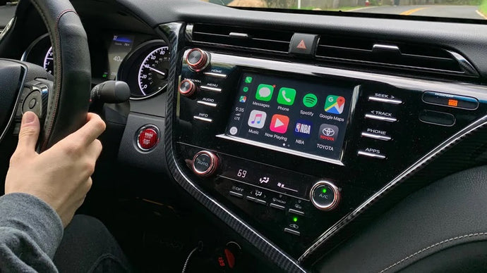 Wie installiere ich CarPlay in meinem Toyota CAMRY?