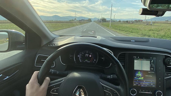 Wie installiert man CarPlay in einem Megane 4?