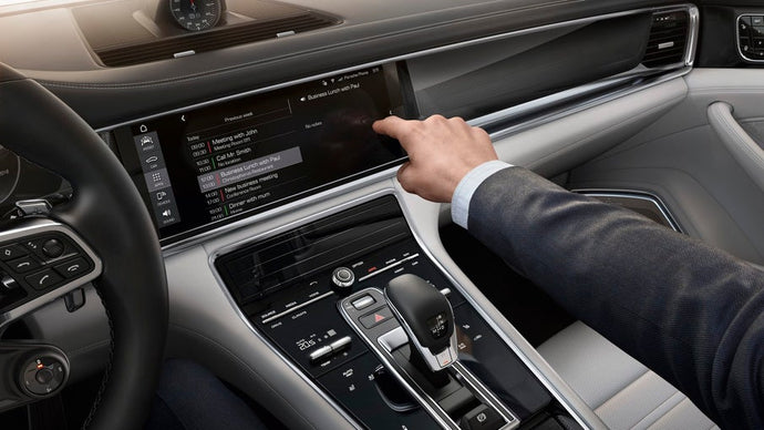 Wie verwende ich Porsche Connect?