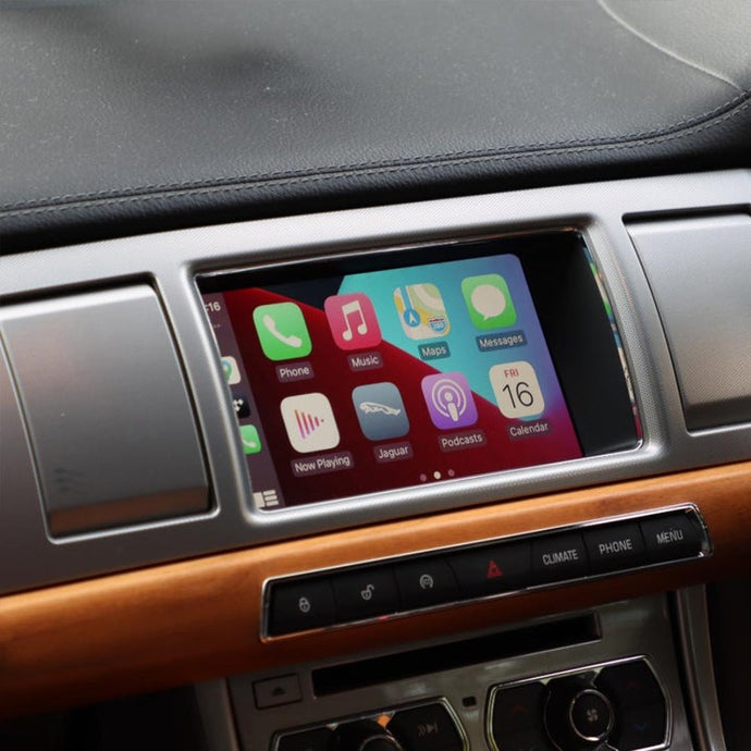 Apple Carplay in einem Jaguar XF 2008